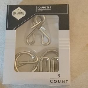 IQ PUZZLE NEW IN BOX! GREAT GIFT FOR THE BRAIN 🤣